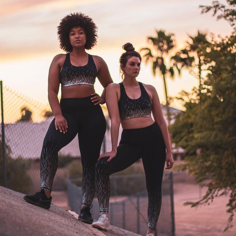 Senita Athletics Silver Metallic Amp Leggings Size Small